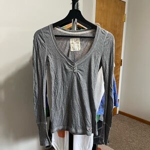 Hollister Y2K Women's Grey Long Sleeve Henley Baby Doll Tee Bella Swan Core
